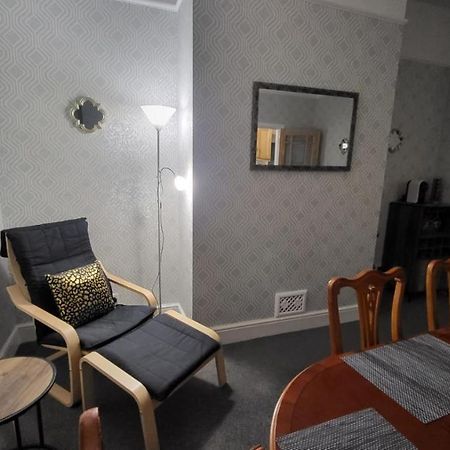 Stay - At Southport Holiday Home - Sleeps 6 Экстерьер фото