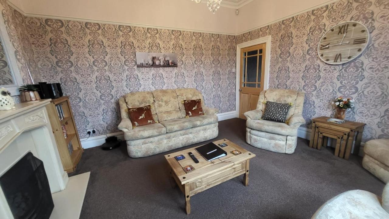 Stay - At Southport Holiday Home - Sleeps 6 Экстерьер фото