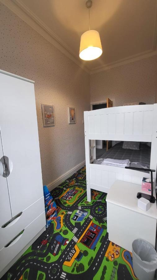 Stay - At Southport Holiday Home - Sleeps 6 Экстерьер фото